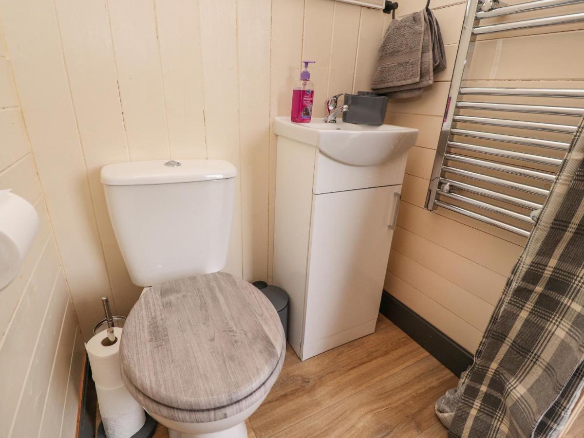Hillcrest Shepherds Hut Preston  Exterior foto